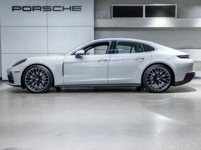 2026 Porsche Panamera Panamera 4