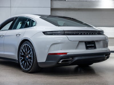 2026 Porsche Panamera Panamera 4