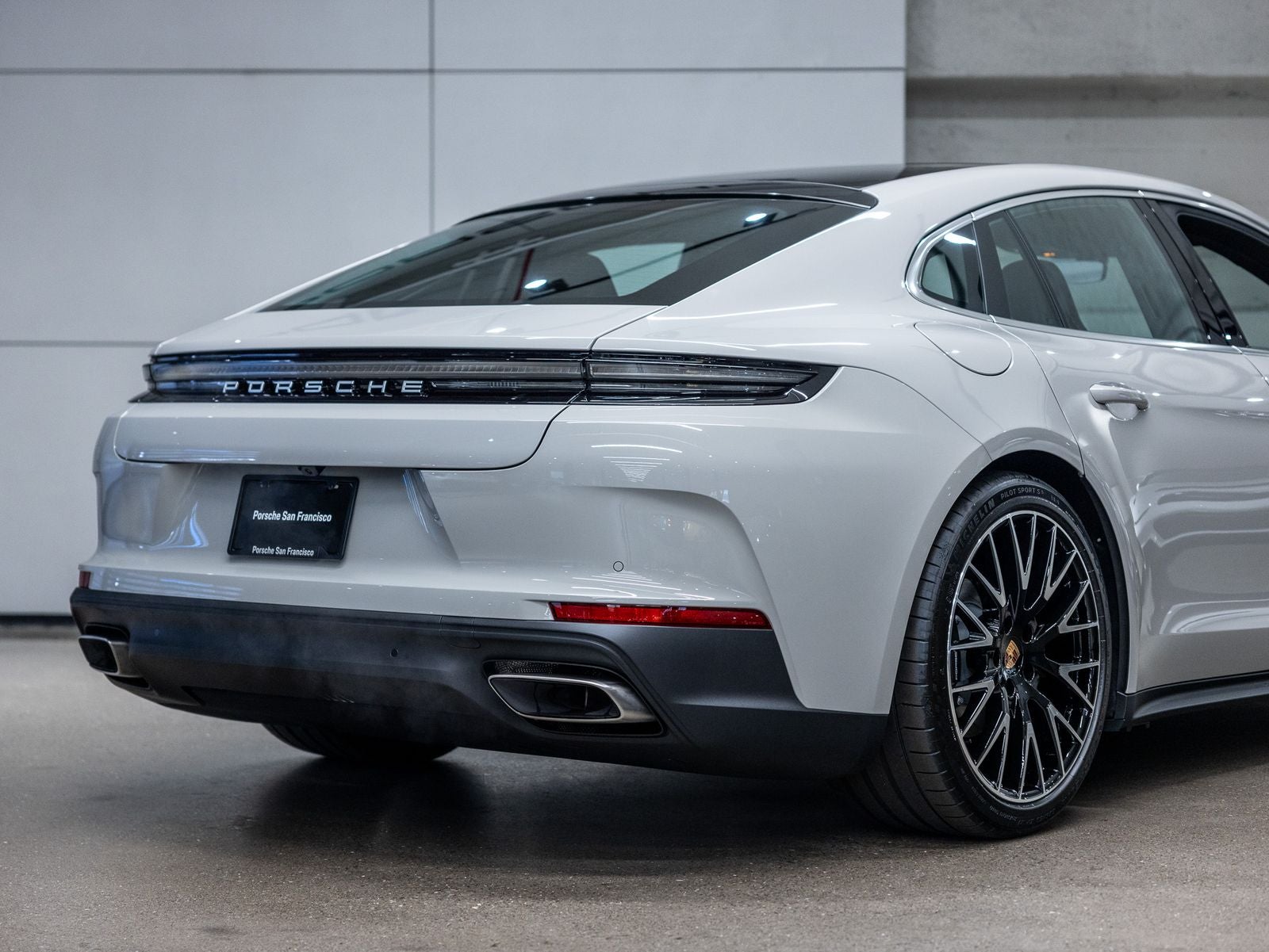 2026 Porsche Panamera Panamera 4