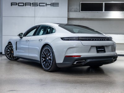 2026 Porsche Panamera Panamera 4