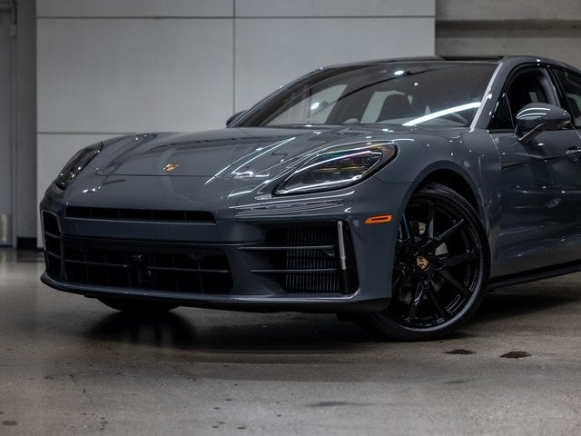 2026 Porsche Panamera Panamera 4