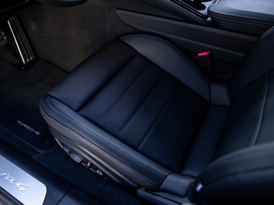 2026 Porsche Panamera Panamera 4