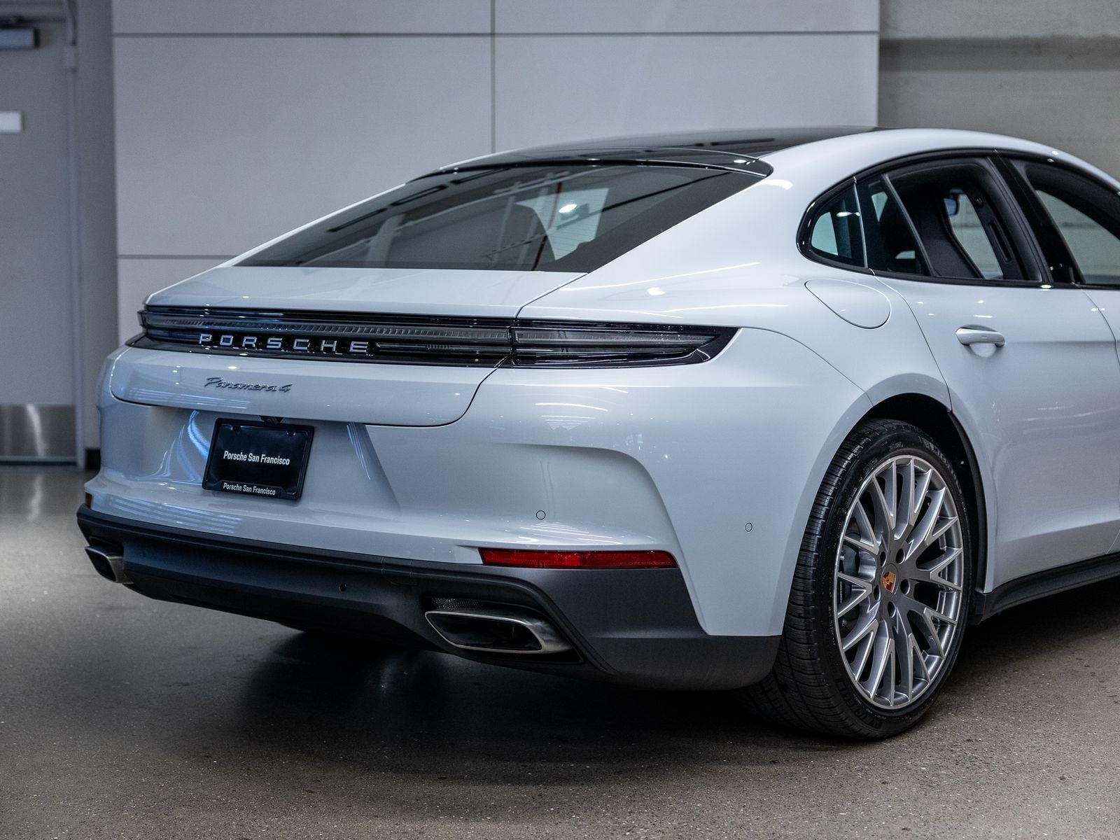 2026 Porsche Panamera Panamera 4