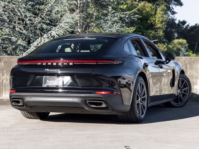 2025 Porsche Panamera Base