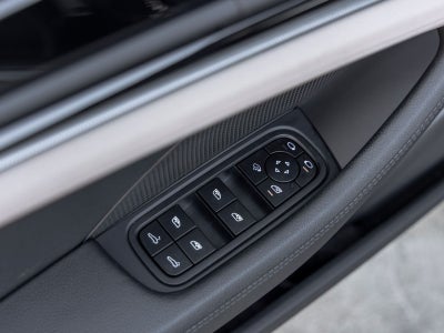 2025 Porsche Panamera Base