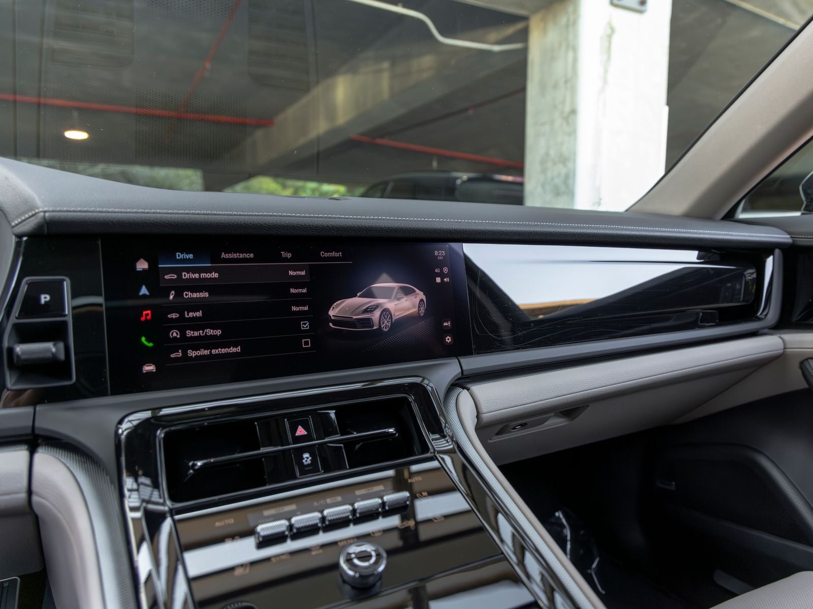 2025 Porsche Panamera Base
