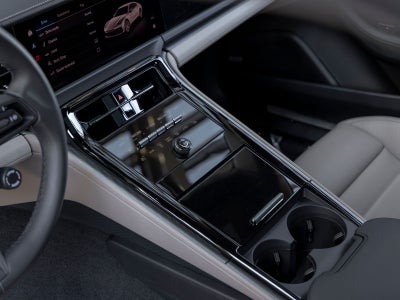 2025 Porsche Panamera Base