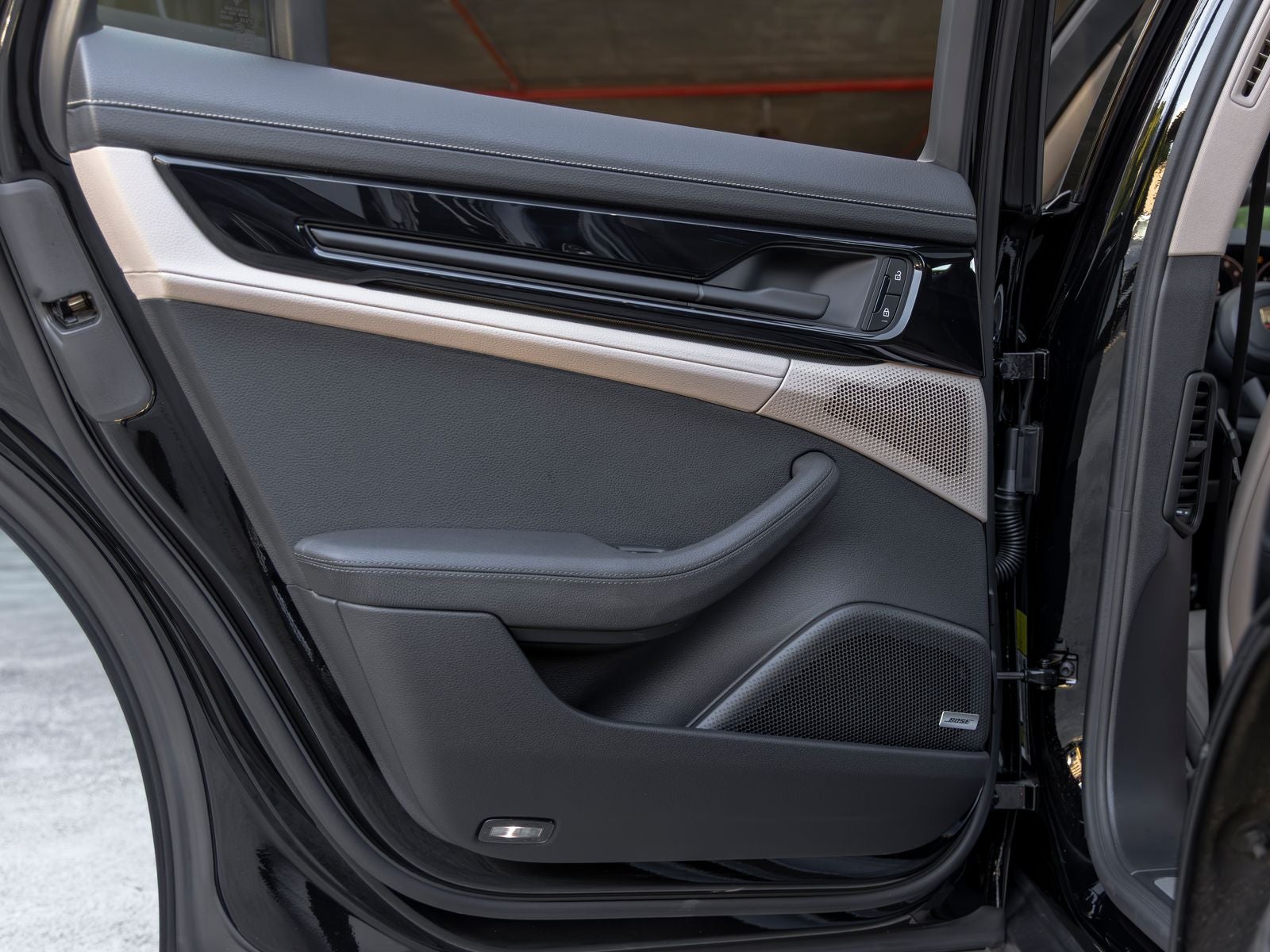 2025 Porsche Panamera Base
