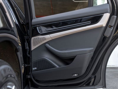 2025 Porsche Panamera Base