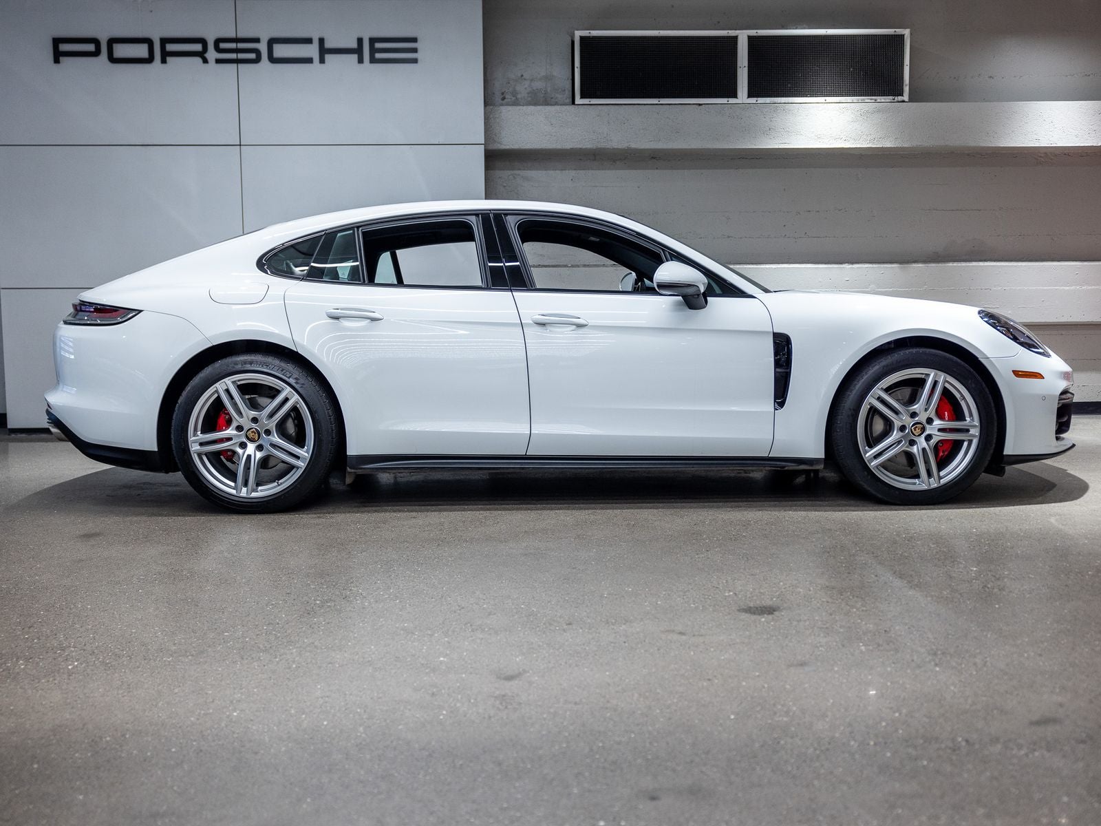 2022 Porsche Panamera Panamera 4S (MY22)
