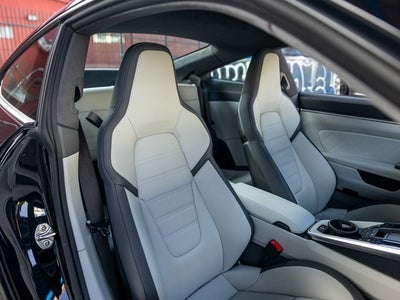 2025 Porsche 911 911 Carrera GTS