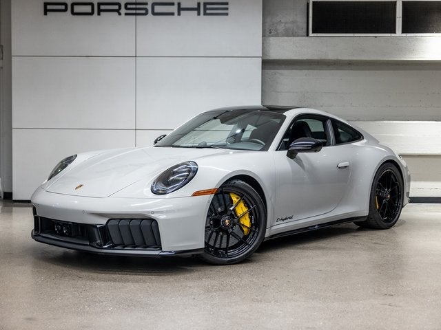 2025 Porsche 911 911 Carrera 4 GTS