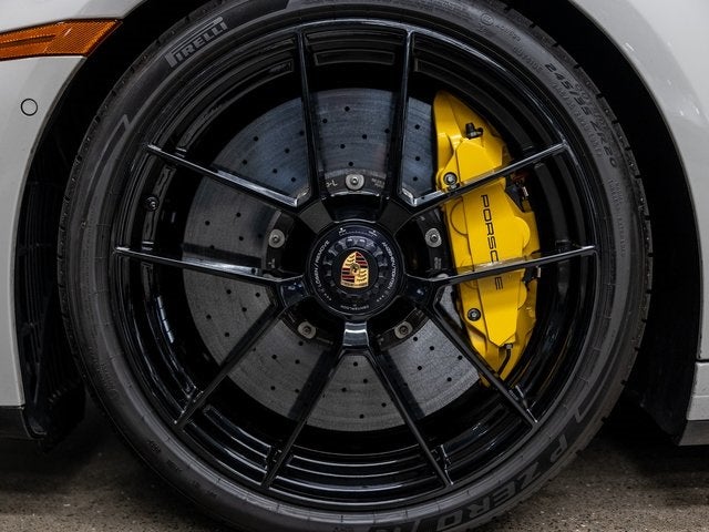2025 Porsche 911 911 Carrera 4 GTS