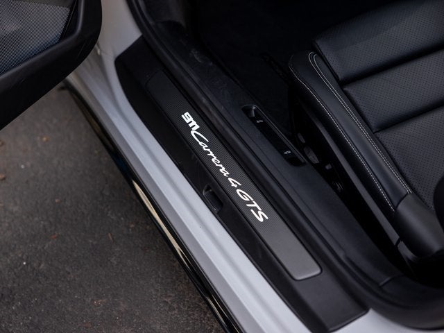 2025 Porsche 911 911 Carrera 4 GTS