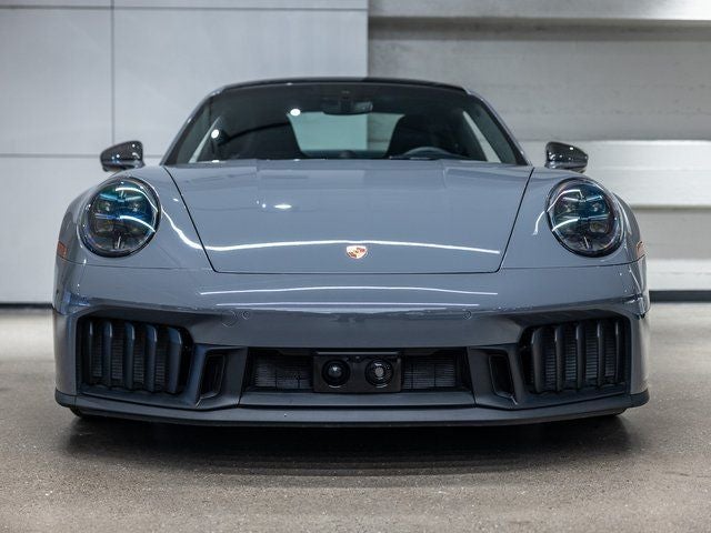 2025 Porsche 911 Carrera GTS