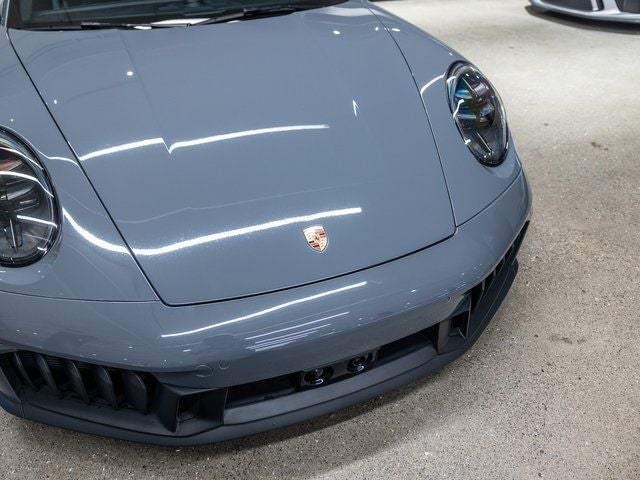 2025 Porsche 911 Carrera GTS