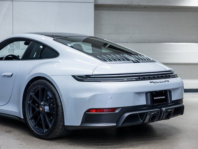 2025 Porsche 911 Carrera GTS