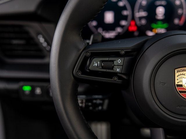 2025 Porsche 911 Carrera GTS