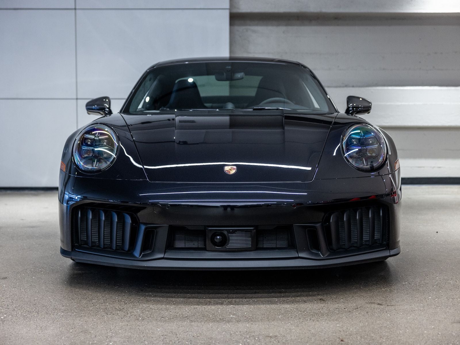 2025 Porsche 911 Carrera 4 GTS