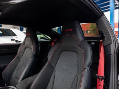 2025 Porsche 911 Carrera 4 GTS