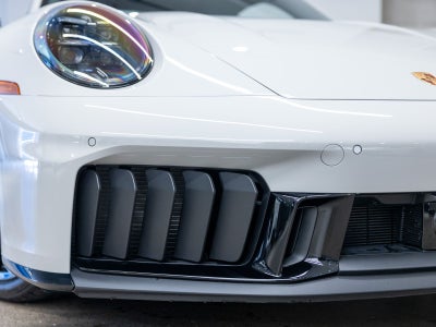 2026 Porsche 911 Carrera 4 GTS