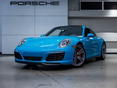 2017 Porsche 911 Carrera 4S