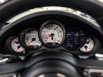 2017 Porsche 911 Carrera 4S
