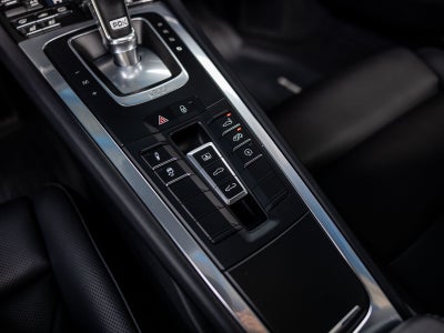 2017 Porsche 911 Carrera 4S