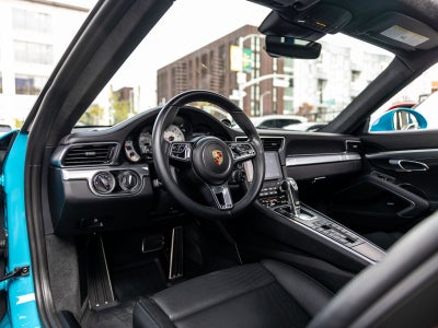 2017 Porsche 911 Carrera 4S