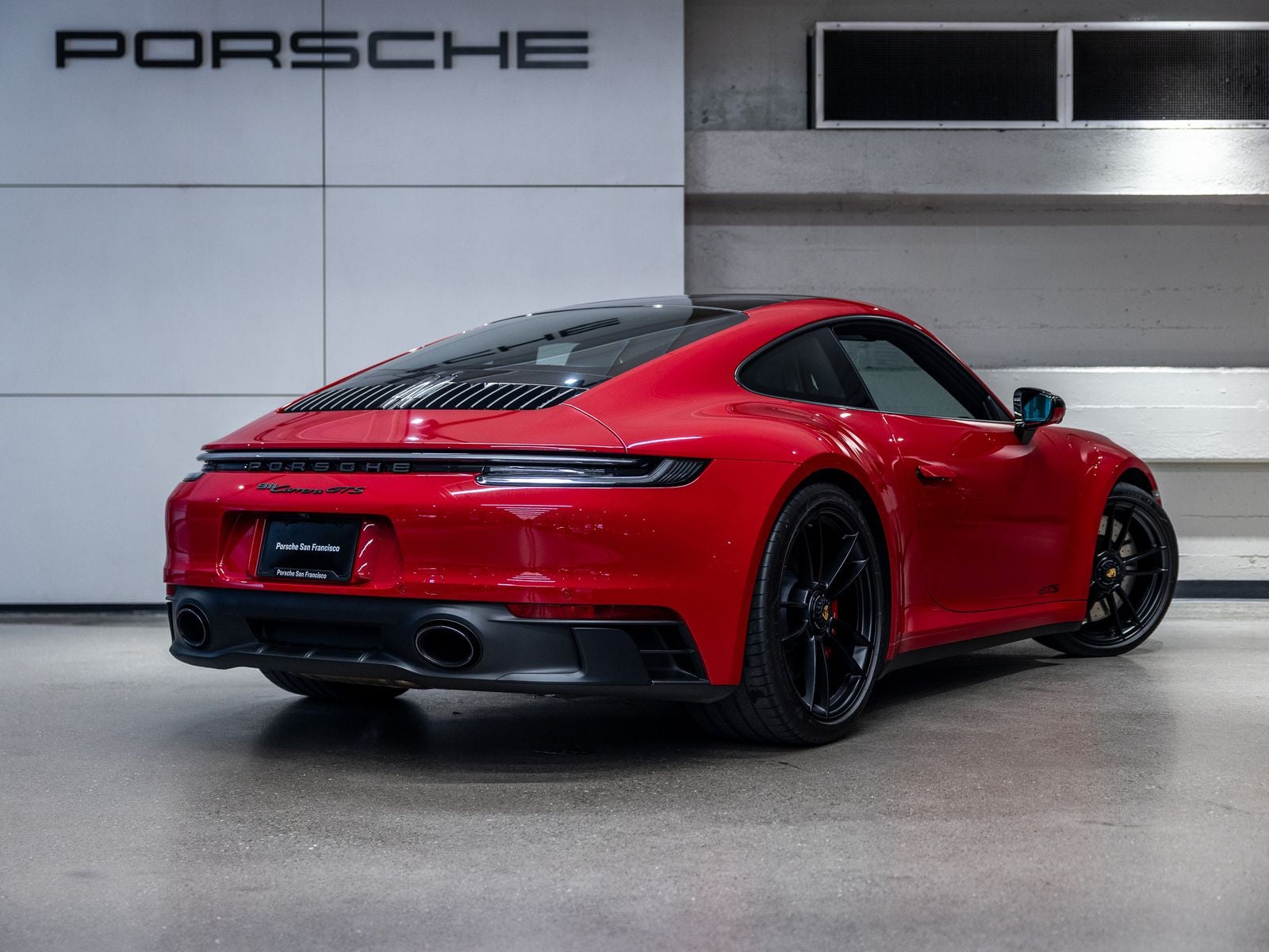 2024 Porsche 911 Carrera GTS