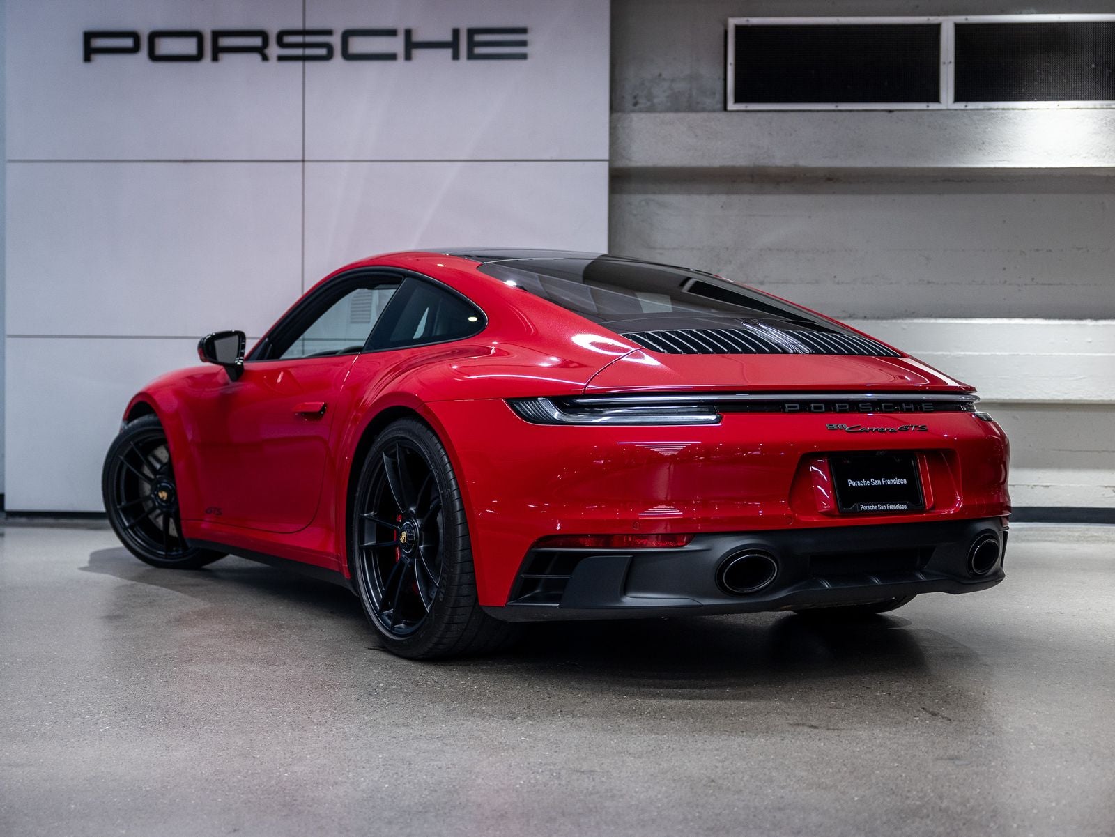 2024 Porsche 911 Carrera GTS