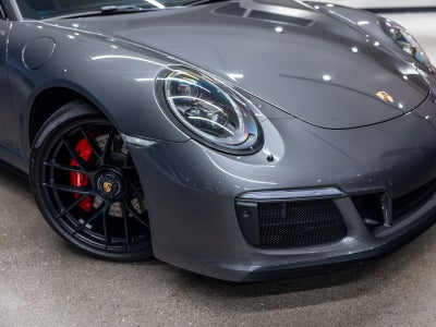 2018 Porsche 911 Carrera GTS