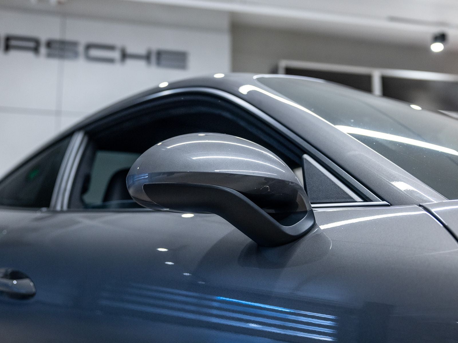 2018 Porsche 911 Carrera GTS