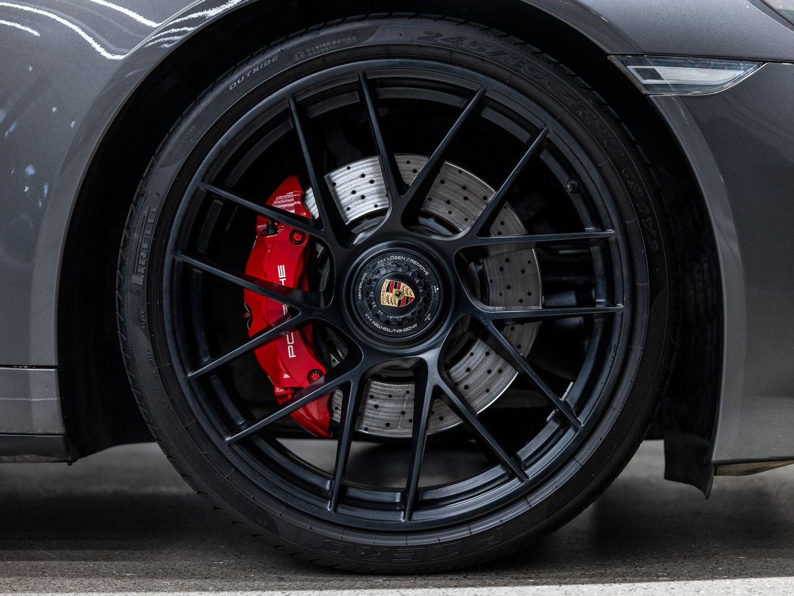2018 Porsche 911 Carrera GTS