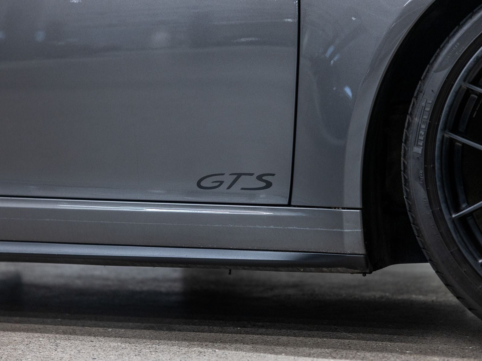 2018 Porsche 911 Carrera GTS
