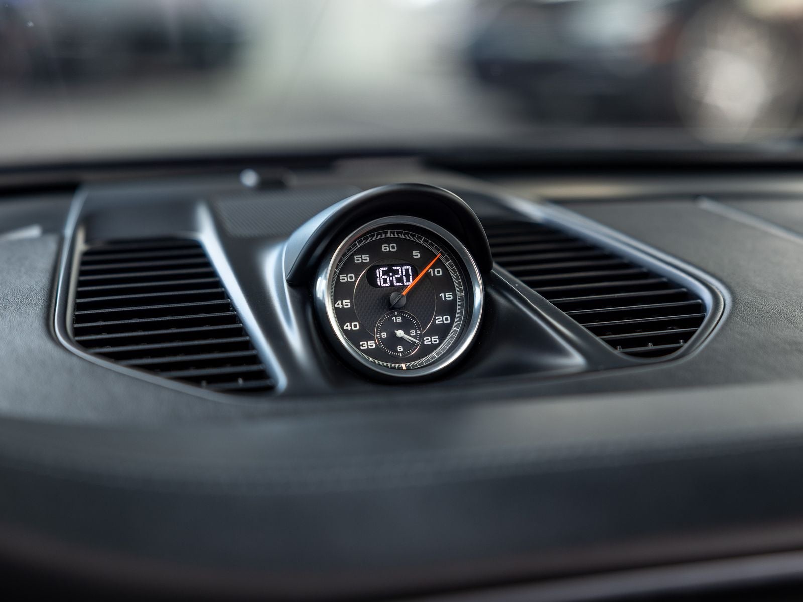 2018 Porsche 911 Carrera GTS
