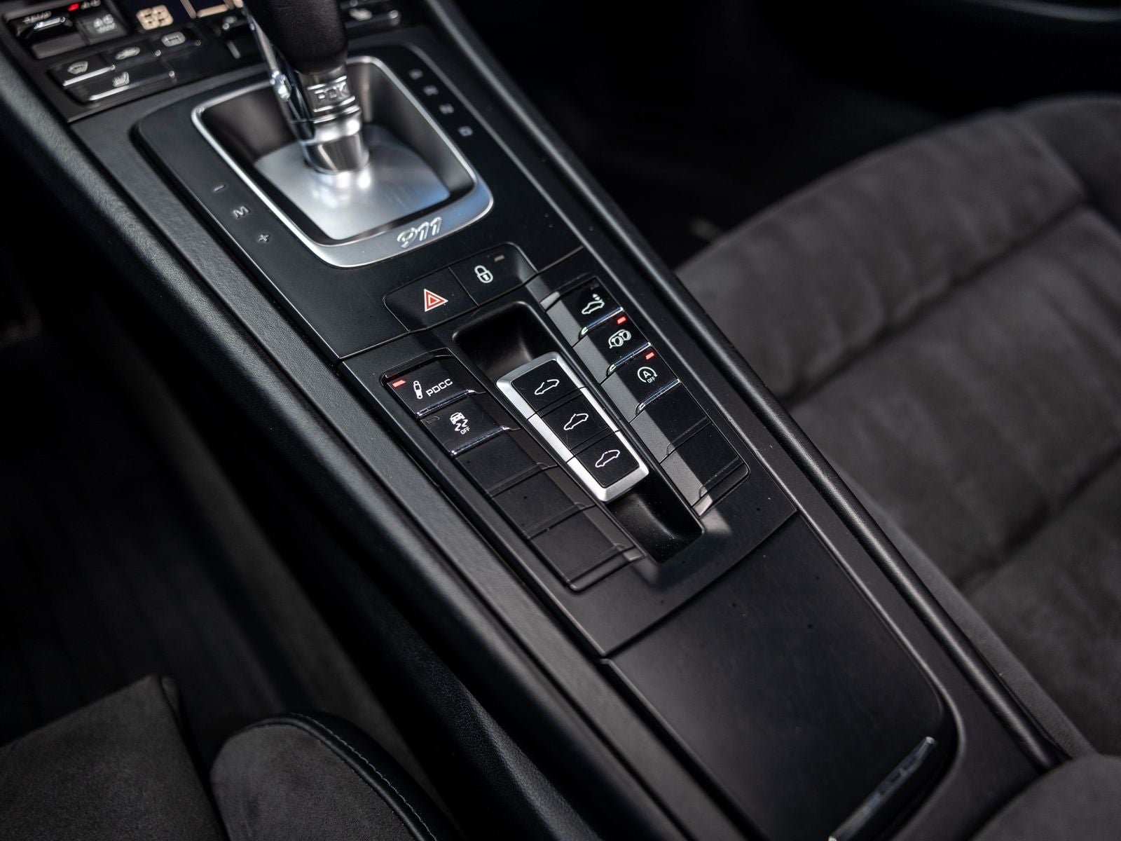 2018 Porsche 911 Carrera GTS