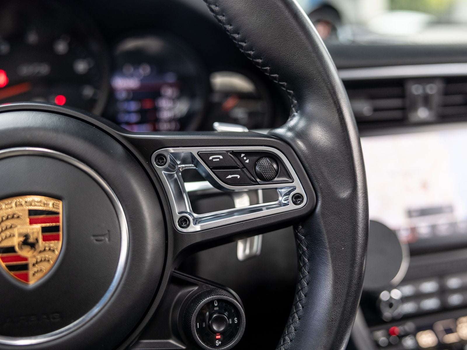 2018 Porsche 911 Carrera GTS