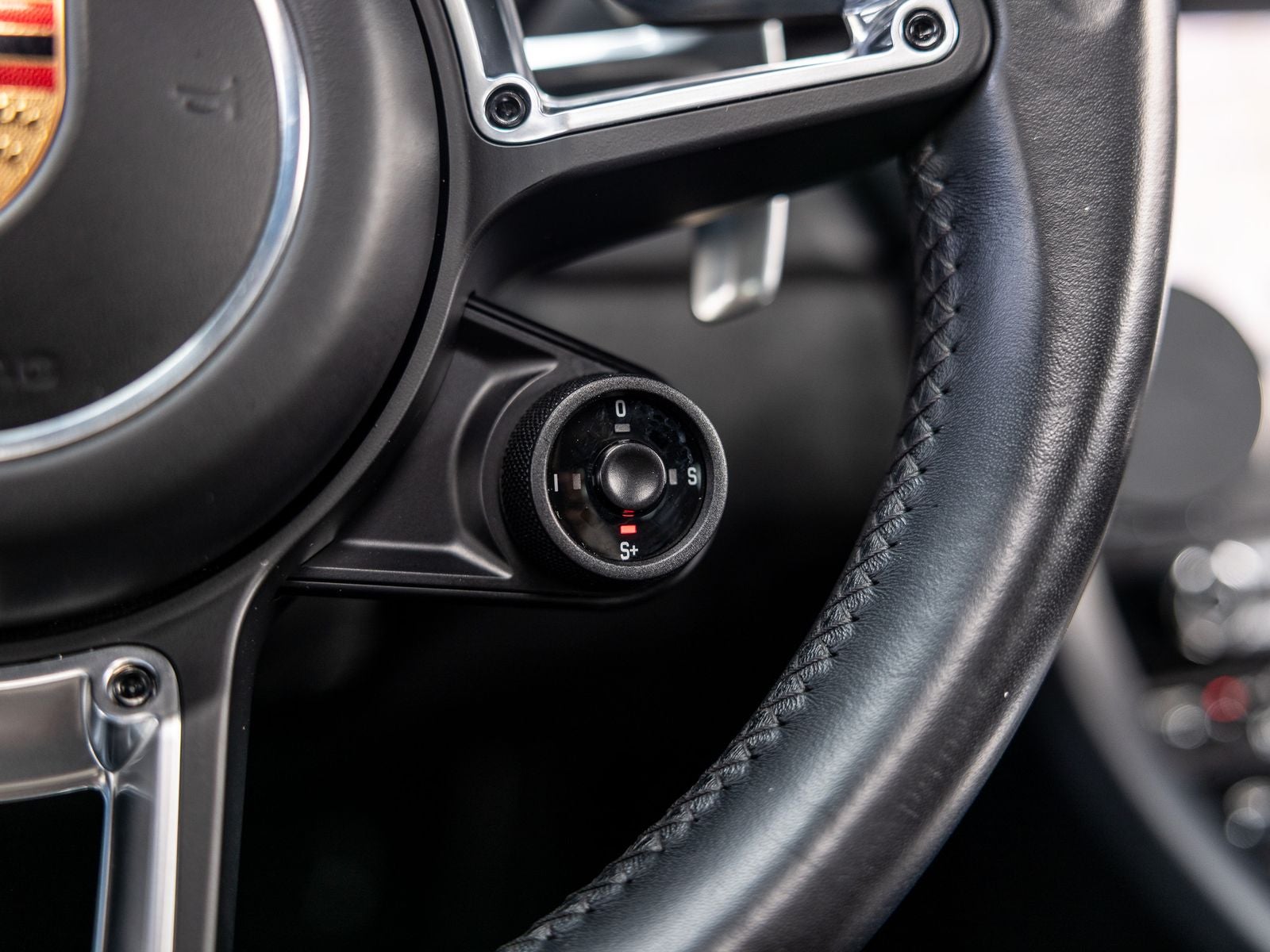 2018 Porsche 911 Carrera GTS