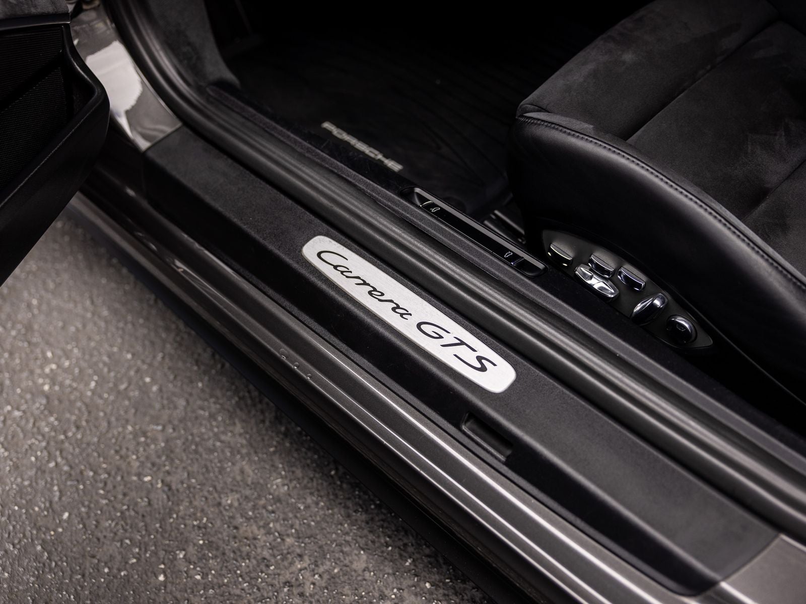 2018 Porsche 911 Carrera GTS