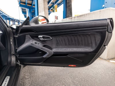 2018 Porsche 911 Carrera GTS