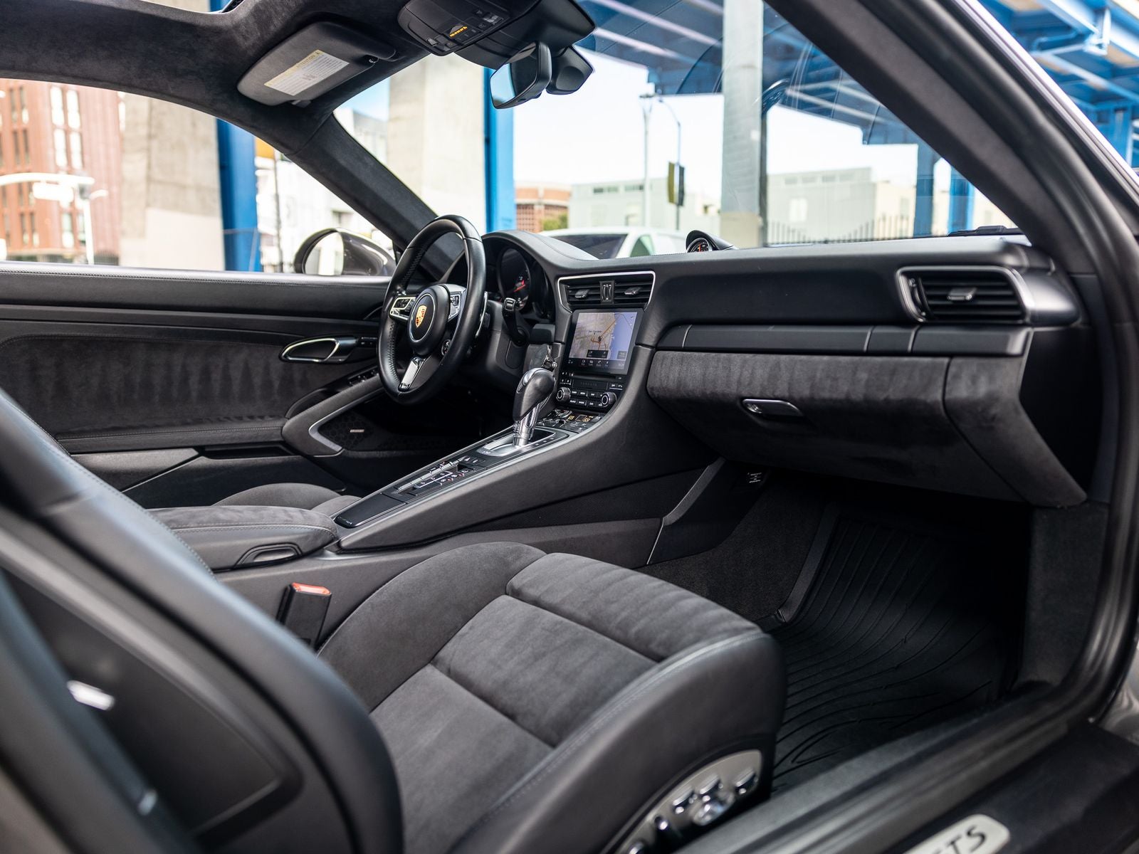 2018 Porsche 911 Carrera GTS