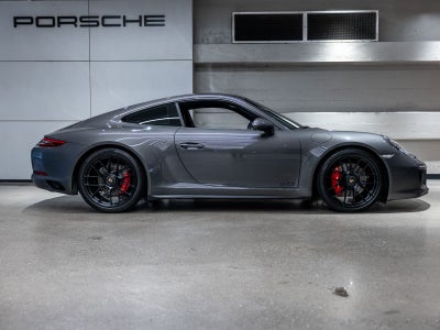 2018 Porsche 911 Carrera GTS