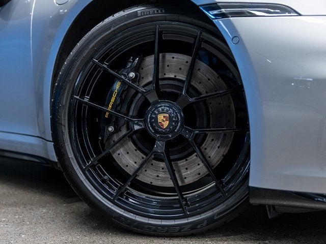2025 Porsche 911 911 Carrera GTS