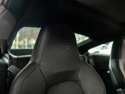 2024 Porsche 911 Carrera 4 GTS