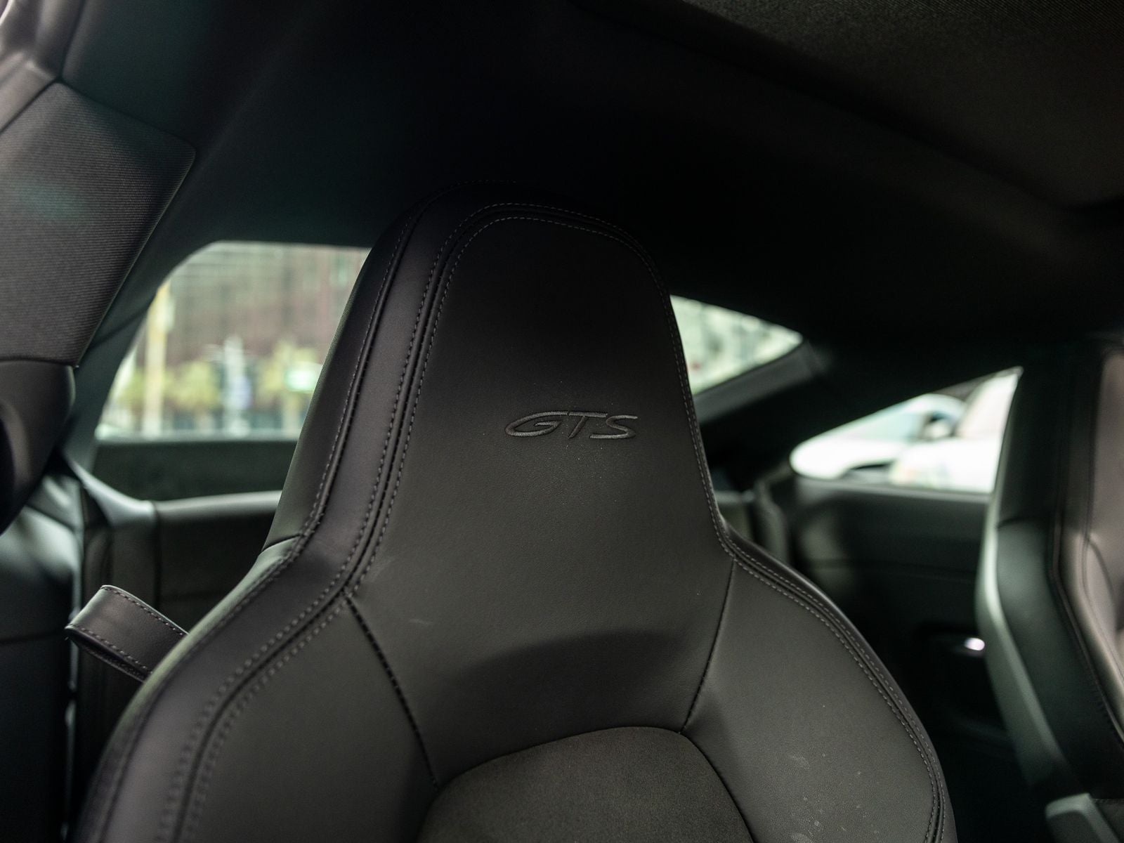 2024 Porsche 911 Carrera 4 GTS