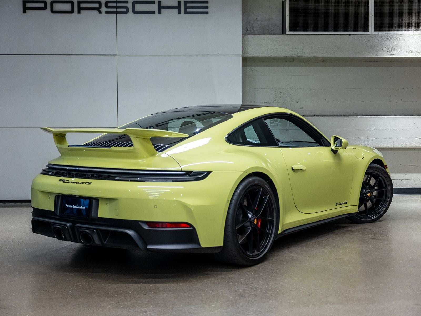 2026 Porsche 911 911 Carrera GTS