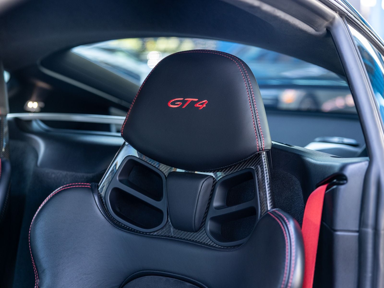 2016 Porsche 718 Cayman GT4