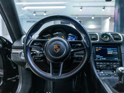2016 Porsche 718 Cayman GT4