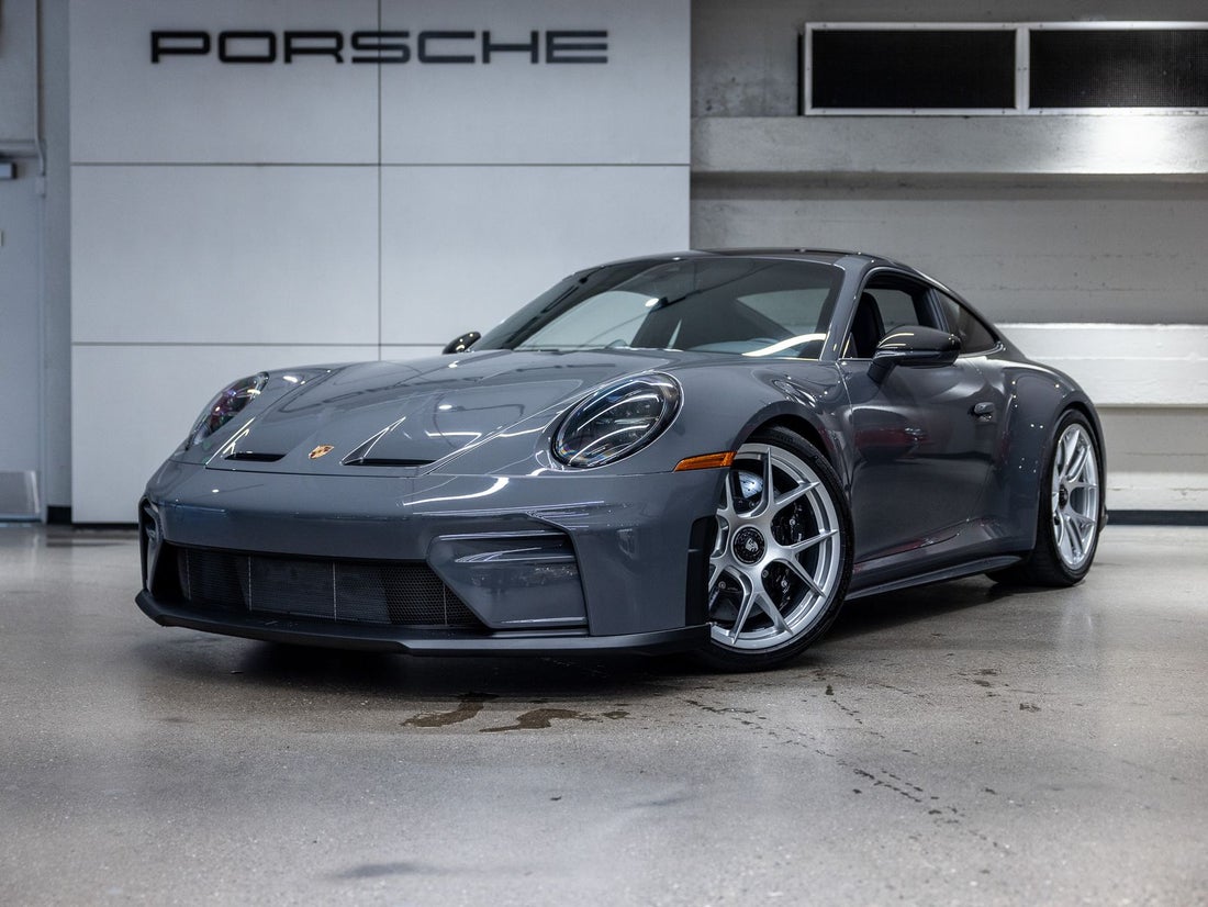2025 Porsche 911 GT3 with Touring Package — photo 1 of 64